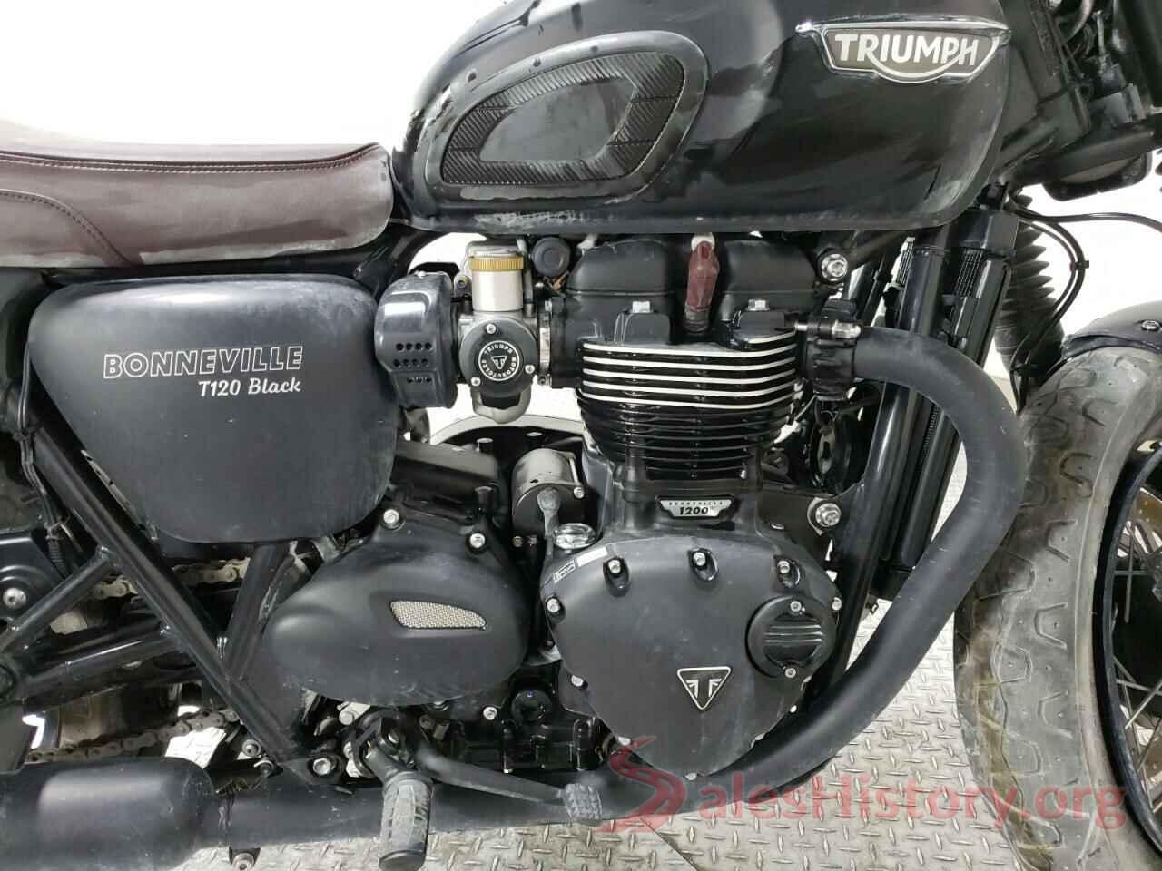 SMTD40HL2KT918680 2019 TRIUMPH MOTORCYCLE BONNEVILLE