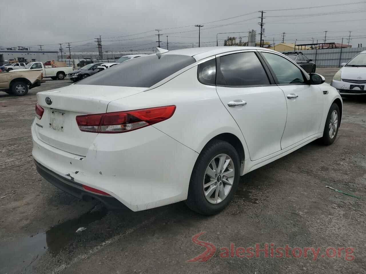 KNAGT4L37J5200569 2018 KIA OPTIMA