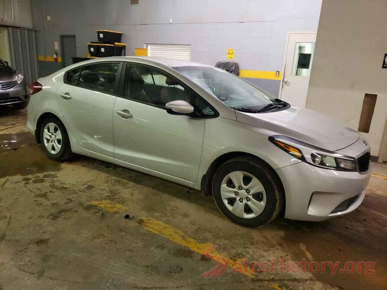 3KPFK4A76HE117981 2017 KIA FORTE