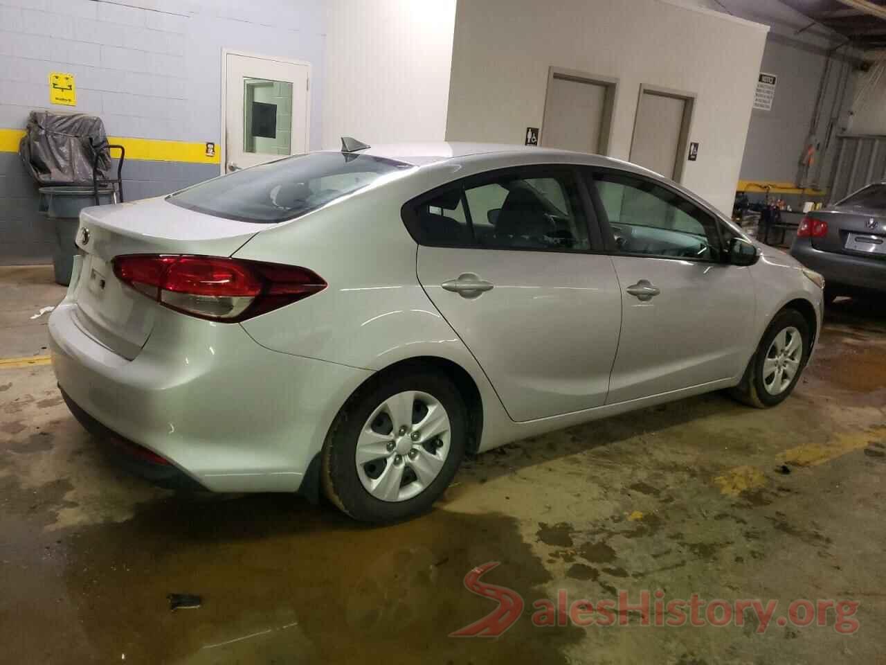 3KPFK4A76HE117981 2017 KIA FORTE