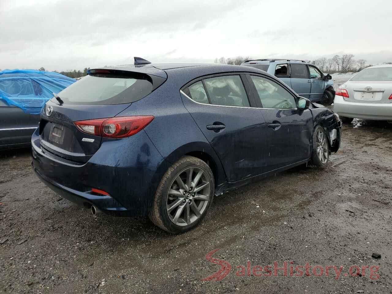 3MZBN1M37JM262856 2018 MAZDA 3