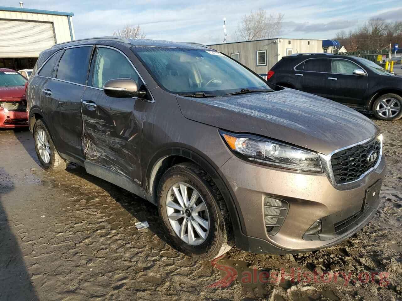 5XYPGDA30KG435558 2019 KIA SORENTO