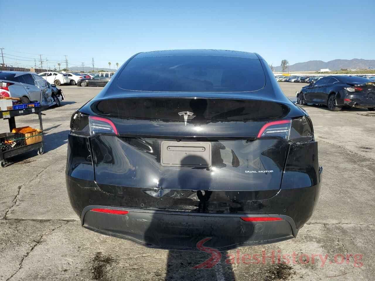 5YJYGAEE7MF229131 2021 TESLA MODEL Y