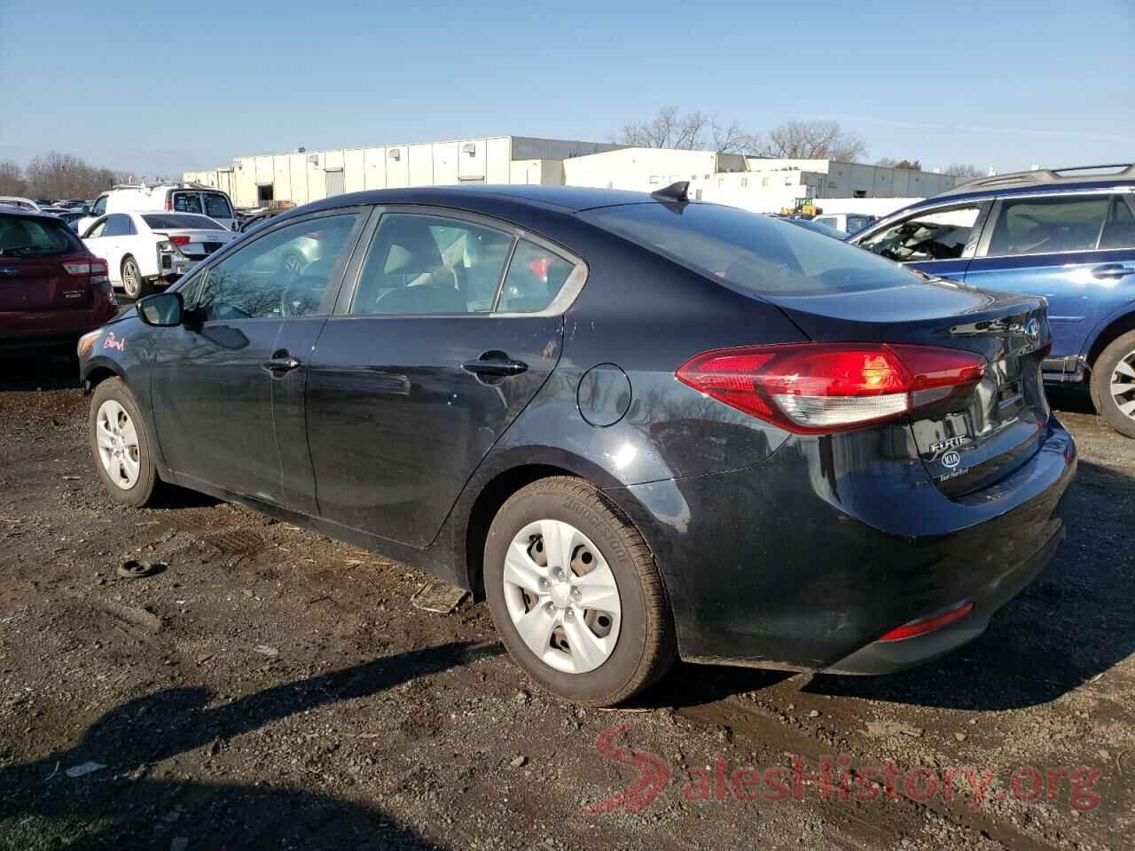 3KPFK4A77JE186085 2018 KIA FORTE