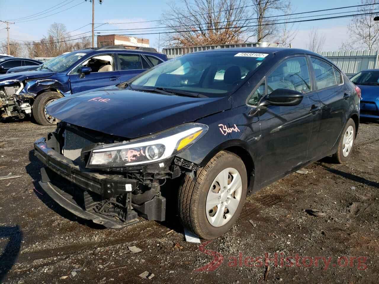 3KPFK4A77JE186085 2018 KIA FORTE