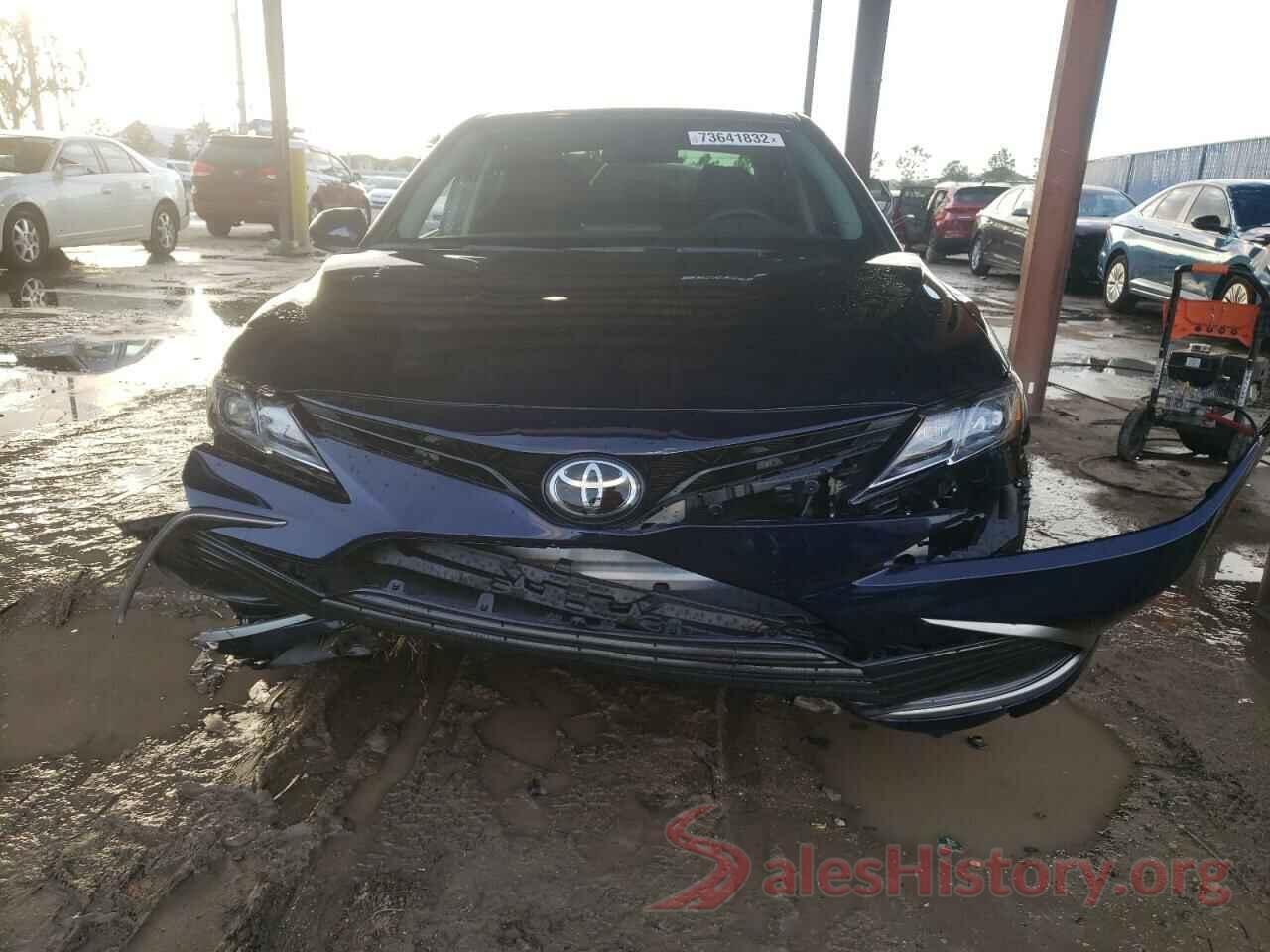 4T1C11AKXNU716674 2022 TOYOTA CAMRY