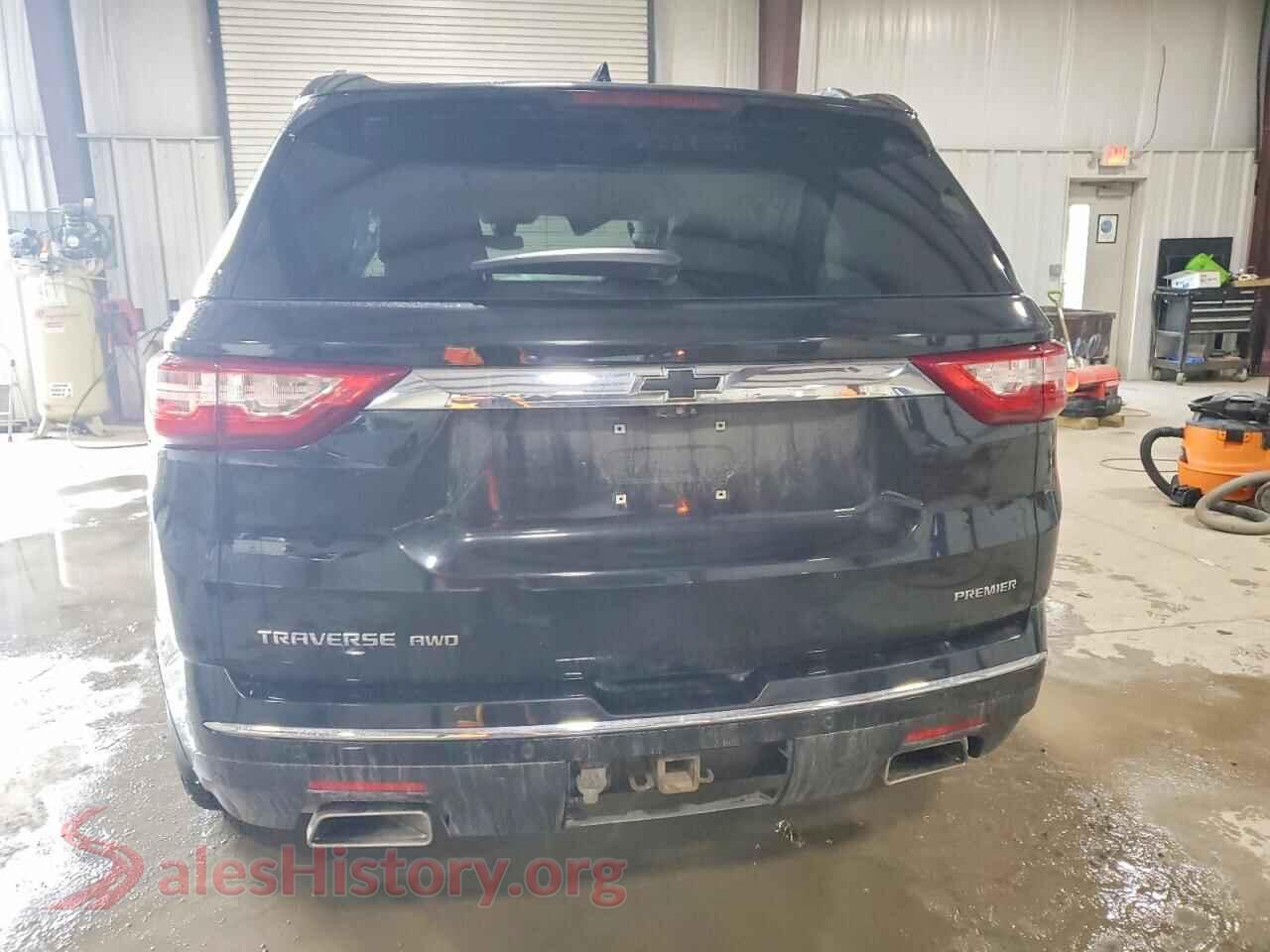 2019 CHEVROLET TRAVERSE VIN 1GNEVKKW9KJ152786, left side view