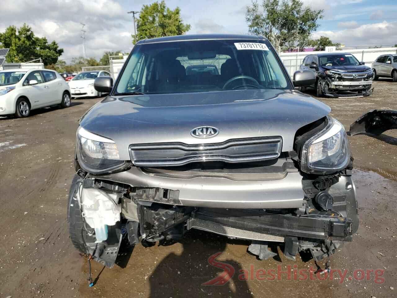 KNDJP3A55J7589910 2018 KIA SOUL