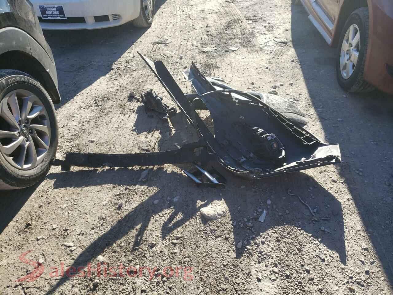 2017 HYUNDAI TUCSON VIN KM8J3CA47HU420367, trunk area