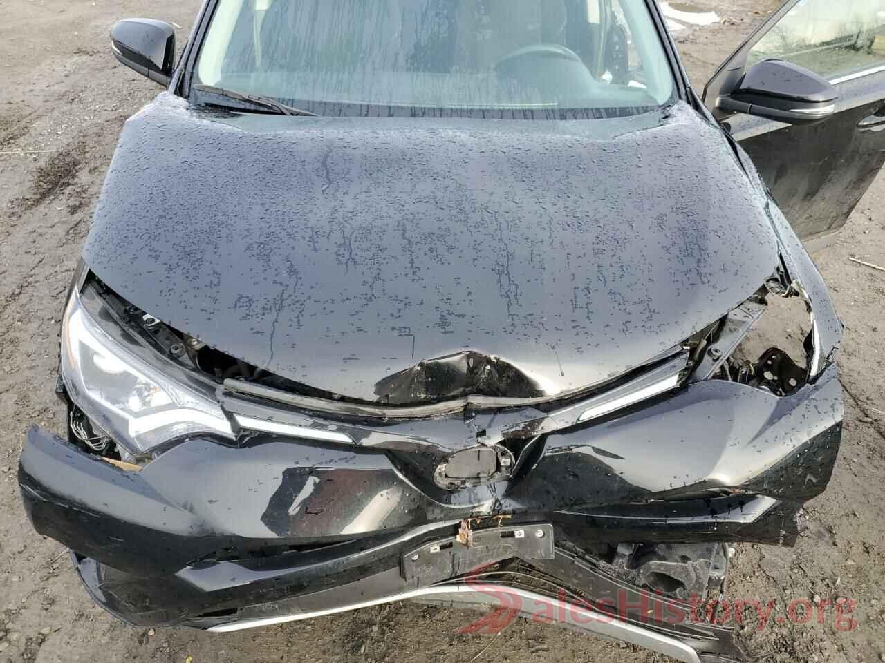 2T3RFREV7JW745470 2018 TOYOTA RAV4