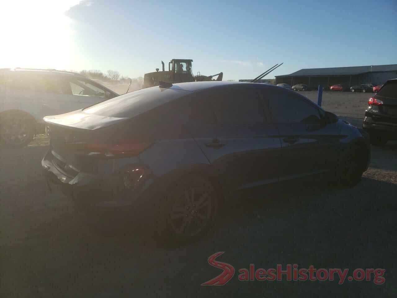 5NPD84LF2JH250829 2018 HYUNDAI ELANTRA