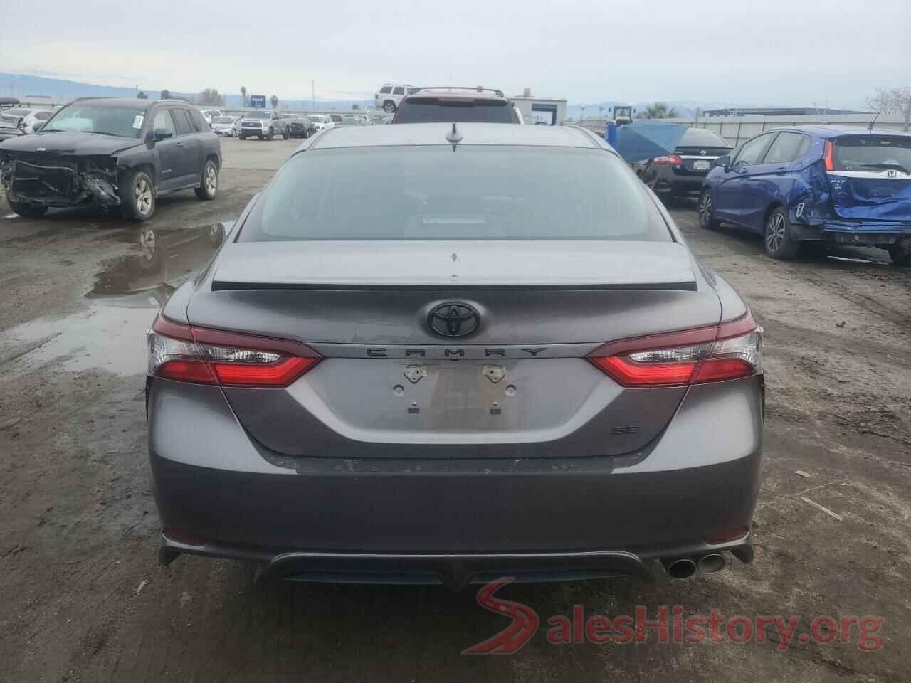 4T1G11AK2NU662952 2022 TOYOTA CAMRY