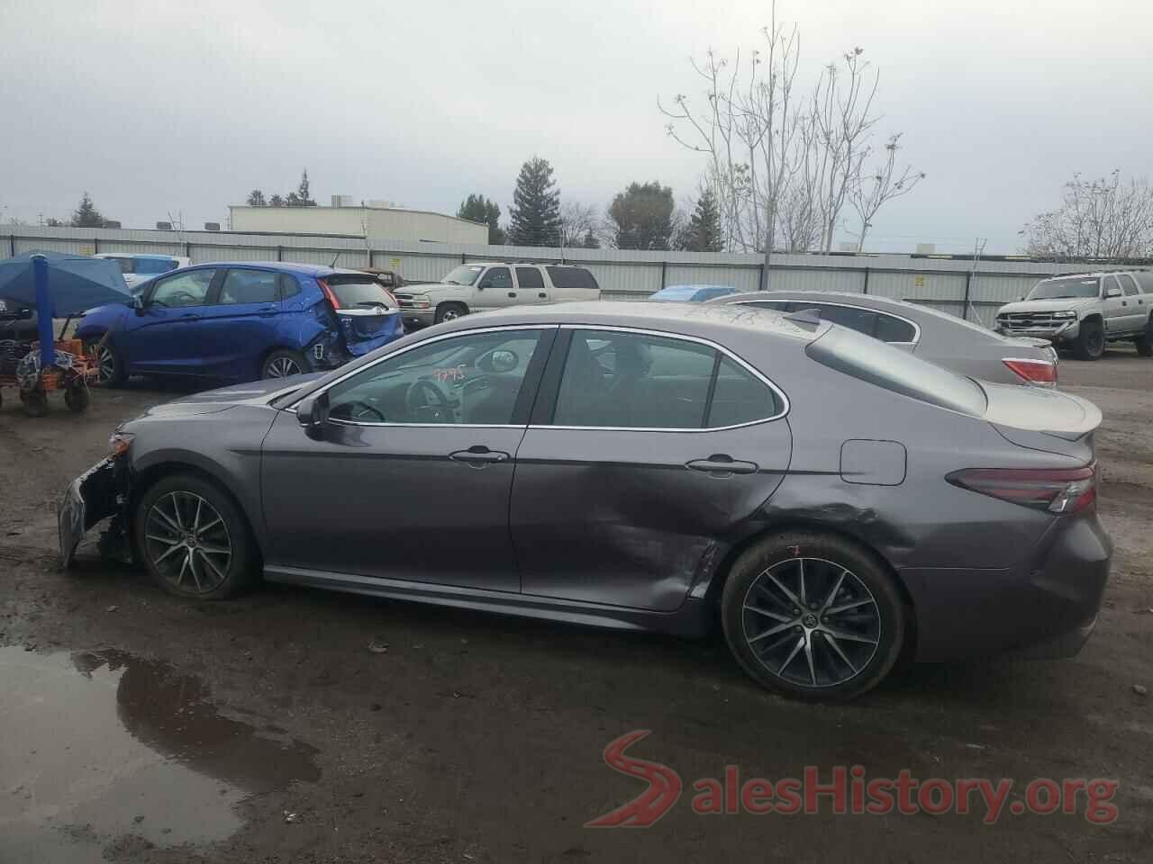 4T1G11AK2NU662952 2022 TOYOTA CAMRY