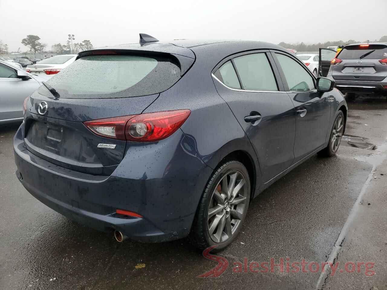 3MZBN1L31JM223388 2018 MAZDA 3