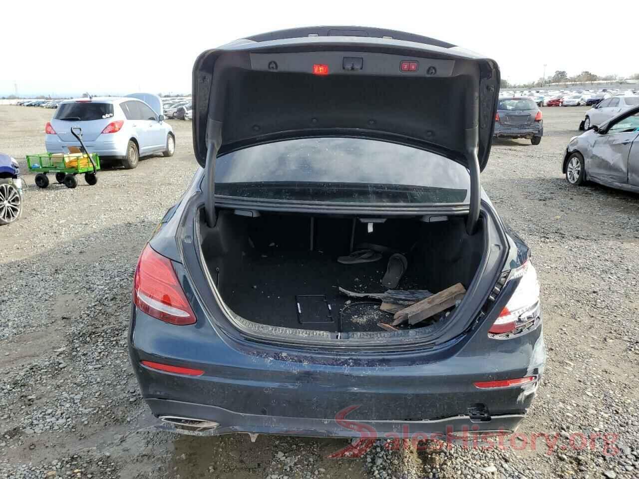 WDDZF4KB8JA453201 2018 MERCEDES-BENZ E-CLASS