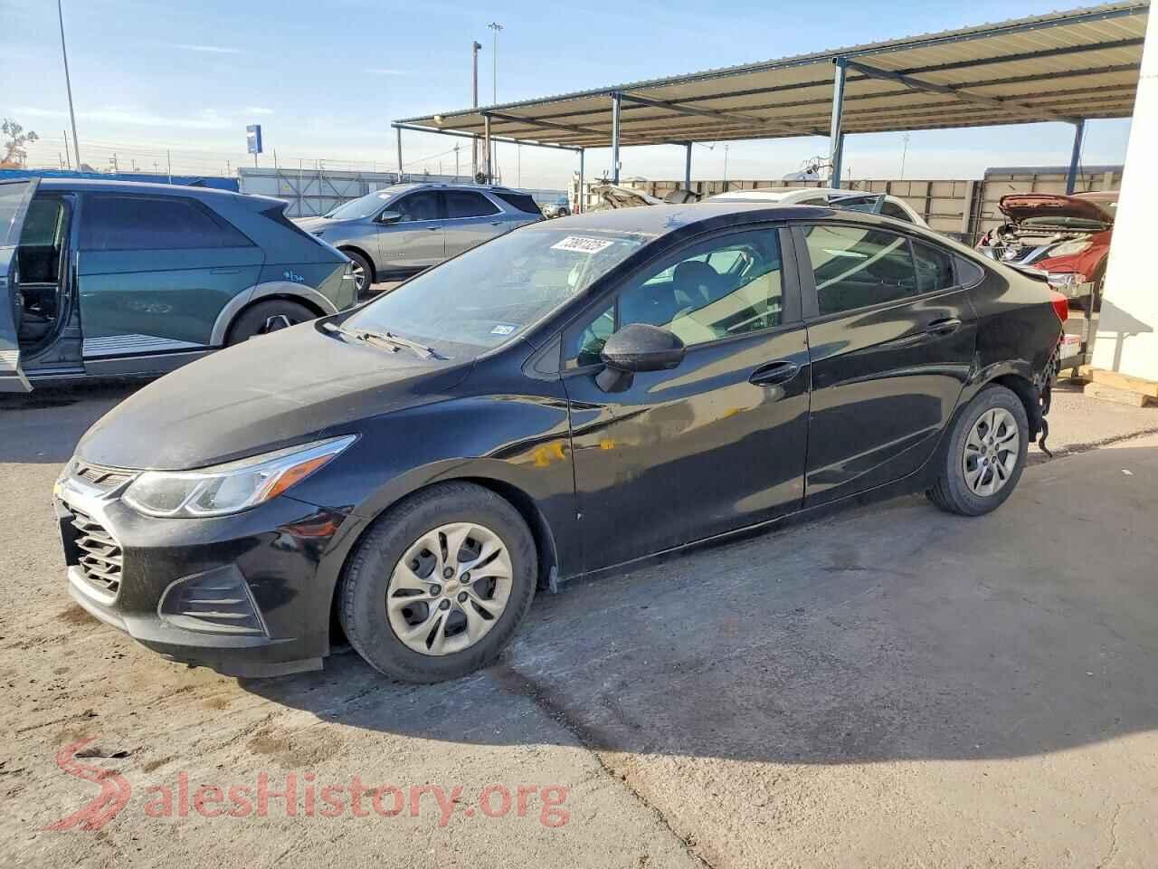 1G1BJ5SM2K7105547 2019 CHEVROLET CRUZE