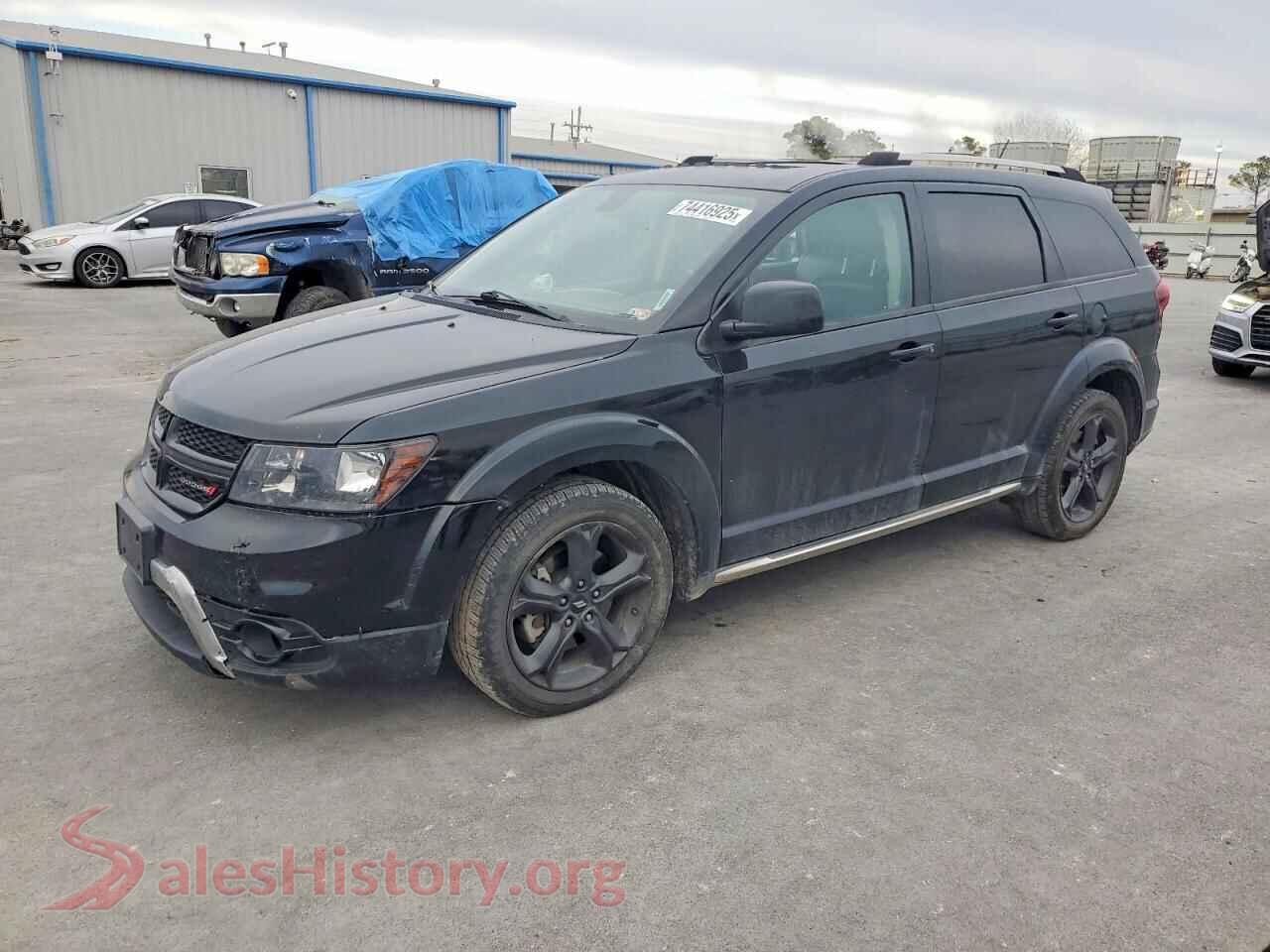 2020 DODGE JOURNEY VIN 3C4PDCGB4LT188928, front 3/4 view