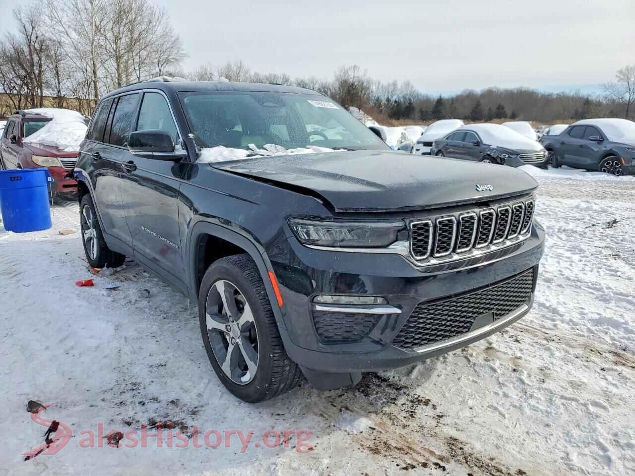 2024 JEEP GRAND CHER VIN 1C4RJYB60RC716610, rear 3/4 view