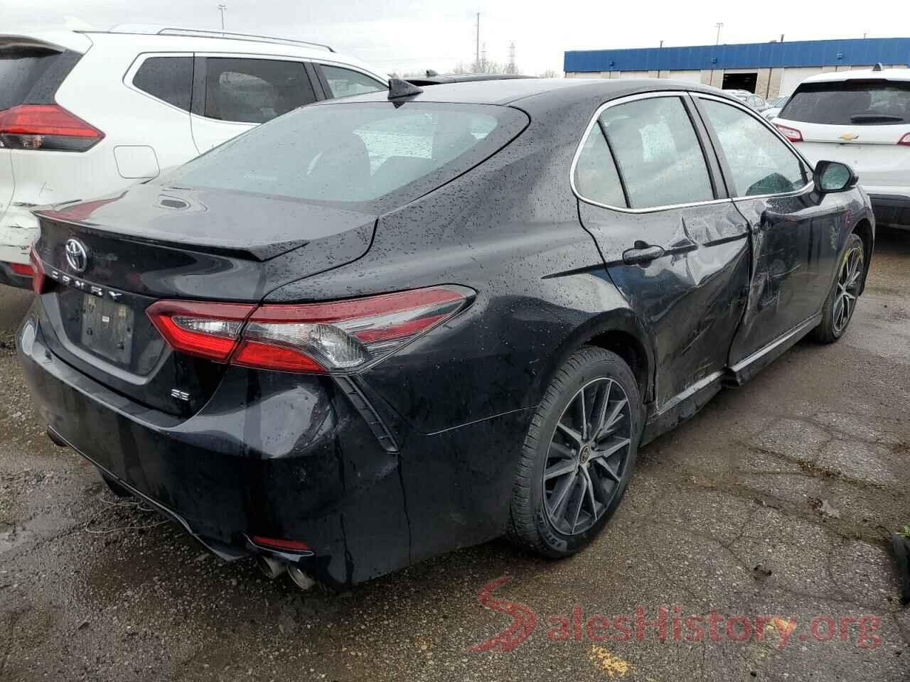 4T1G11AK7MU592265 2021 TOYOTA CAMRY