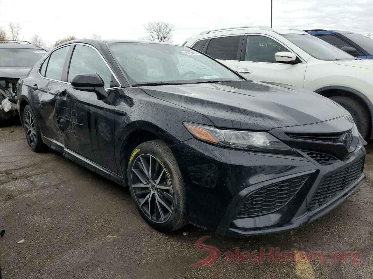 4T1G11AK7MU592265 2021 TOYOTA CAMRY