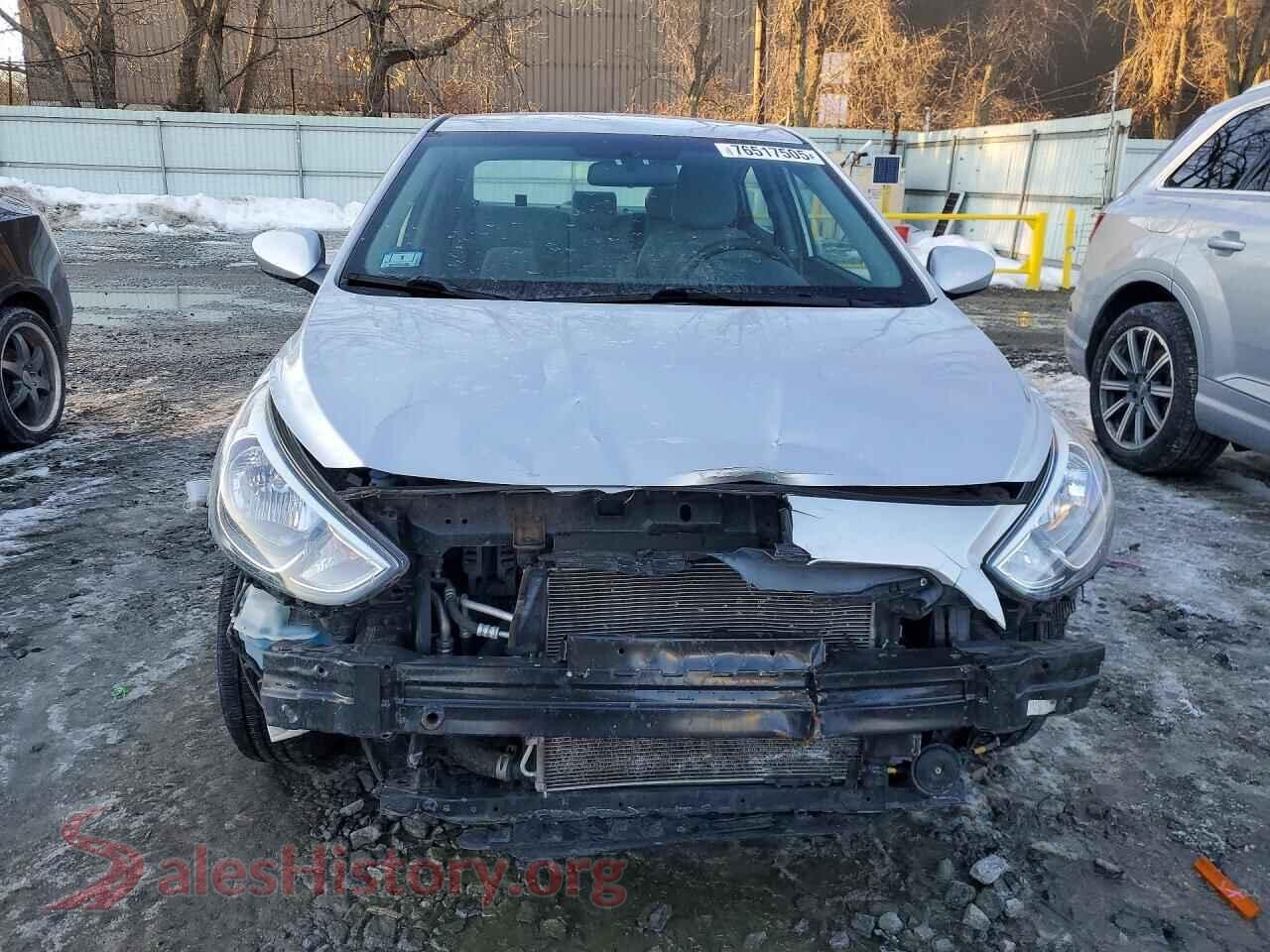 2017 HYUNDAI ACCENT VIN KMHCT4AE8HU310161, rear view