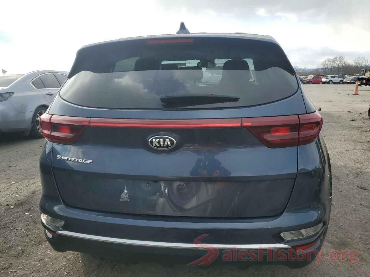 KNDPMCAC9M7915567 2021 KIA SPORTAGE