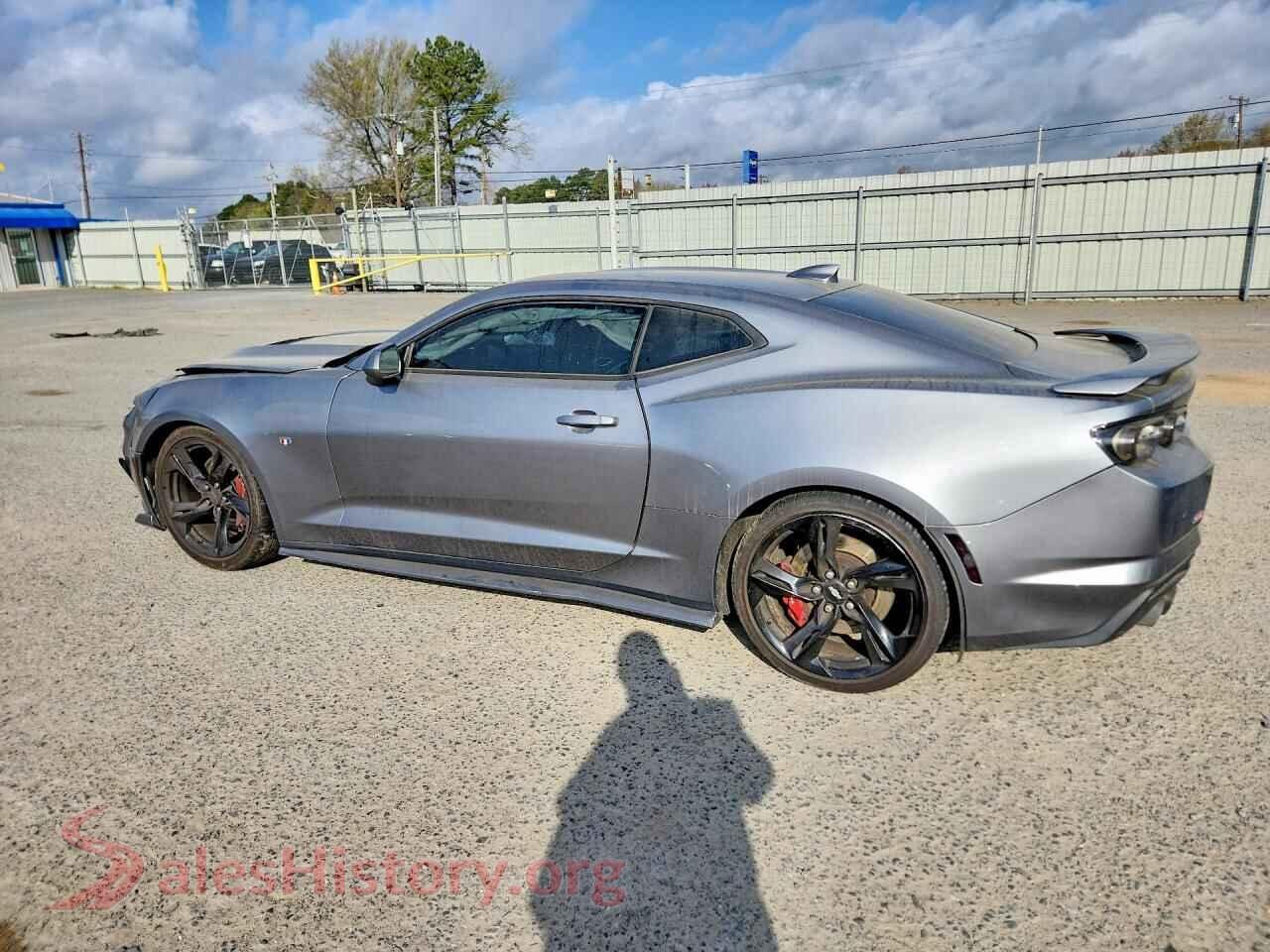 2019 CHEVROLET CAMARO VIN 1G1FH1R70K0145706, front view