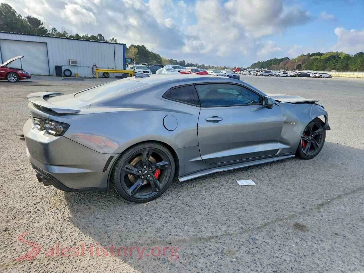 2019 CHEVROLET CAMARO VIN 1G1FH1R70K0145706, right side view