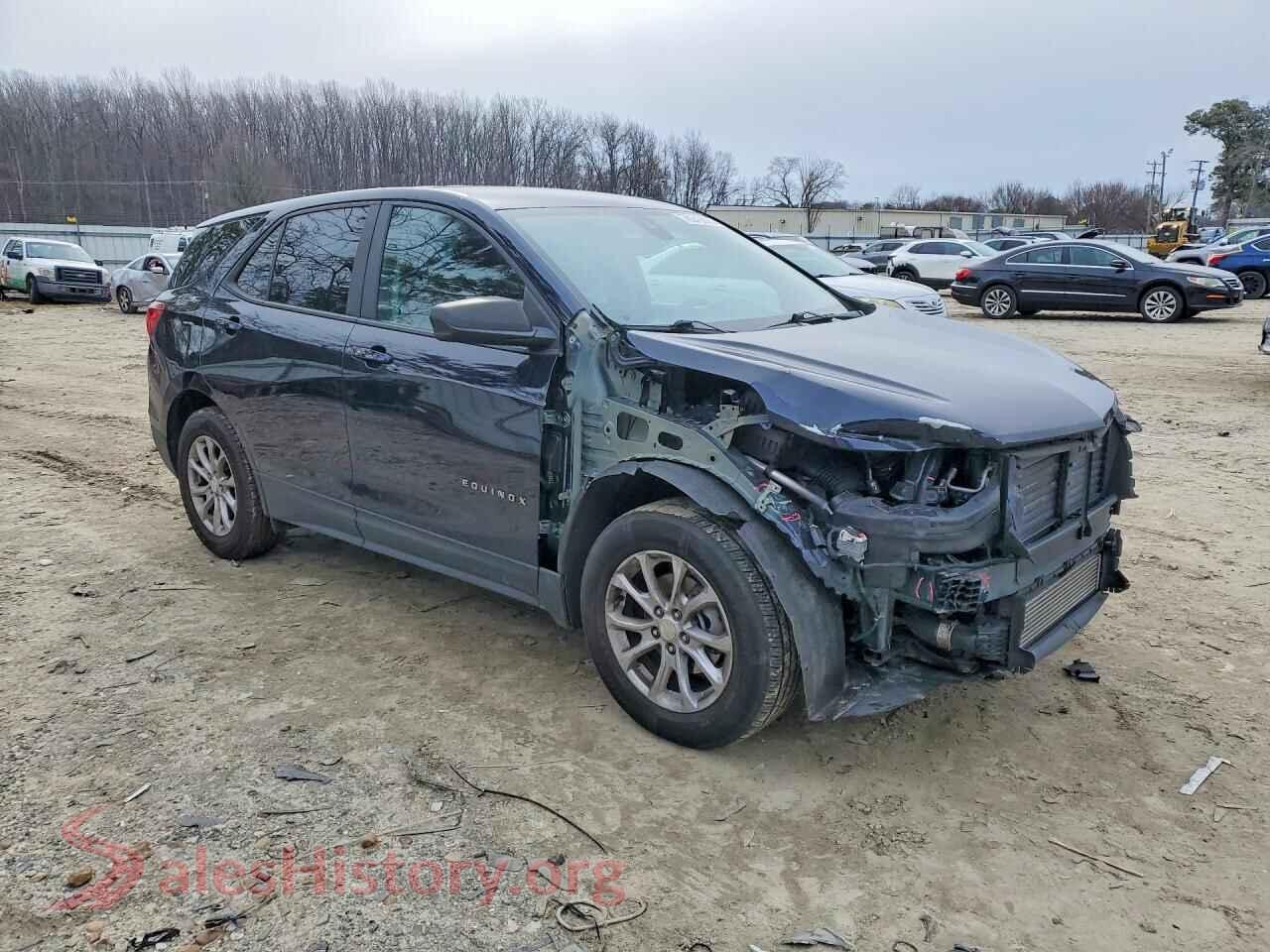 2020 CHEVROLET EQUINOX VIN 3GNAXSEV8LS739010, rear 3/4 view