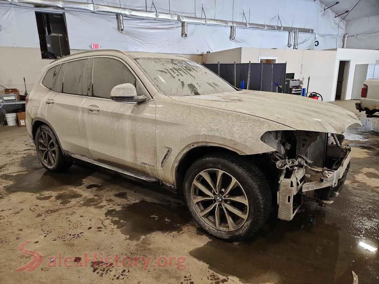 2018 BMW X3 VIN 5UXTR9C52JLD61214, rear 3/4 view