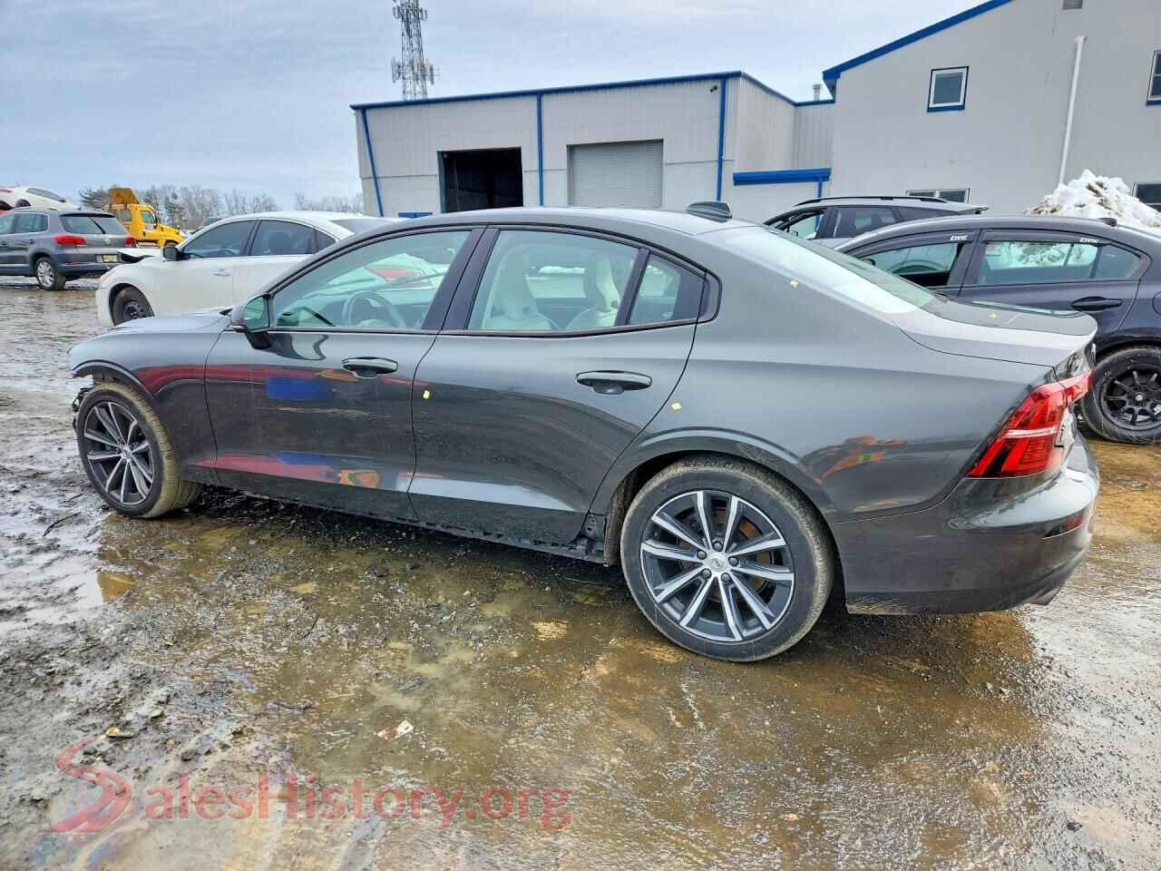 2021 VOLVO S60 VIN 7JR102FKXMG102364, front view