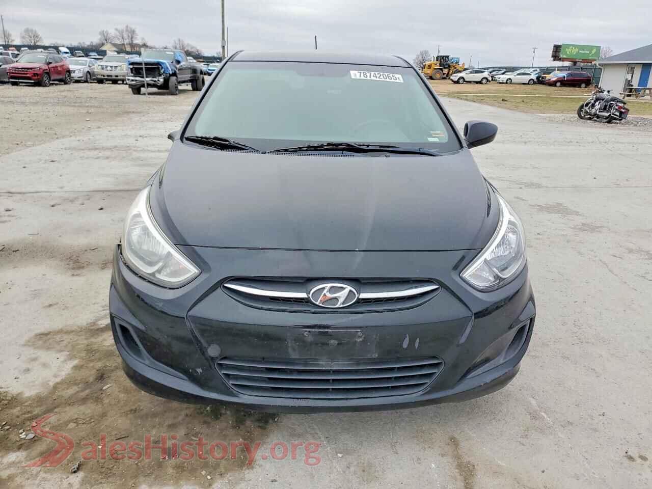 2017 HYUNDAI ACCENT SE VIN KMHCT5AE2HU364206, rear view
