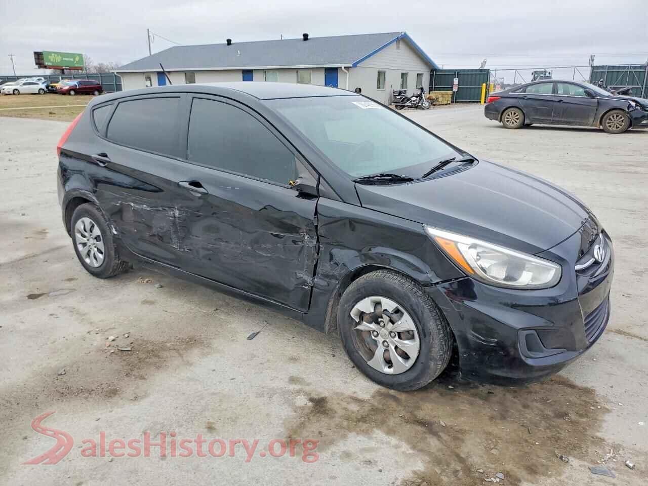 2017 HYUNDAI ACCENT SE VIN KMHCT5AE2HU364206, rear 3/4 view