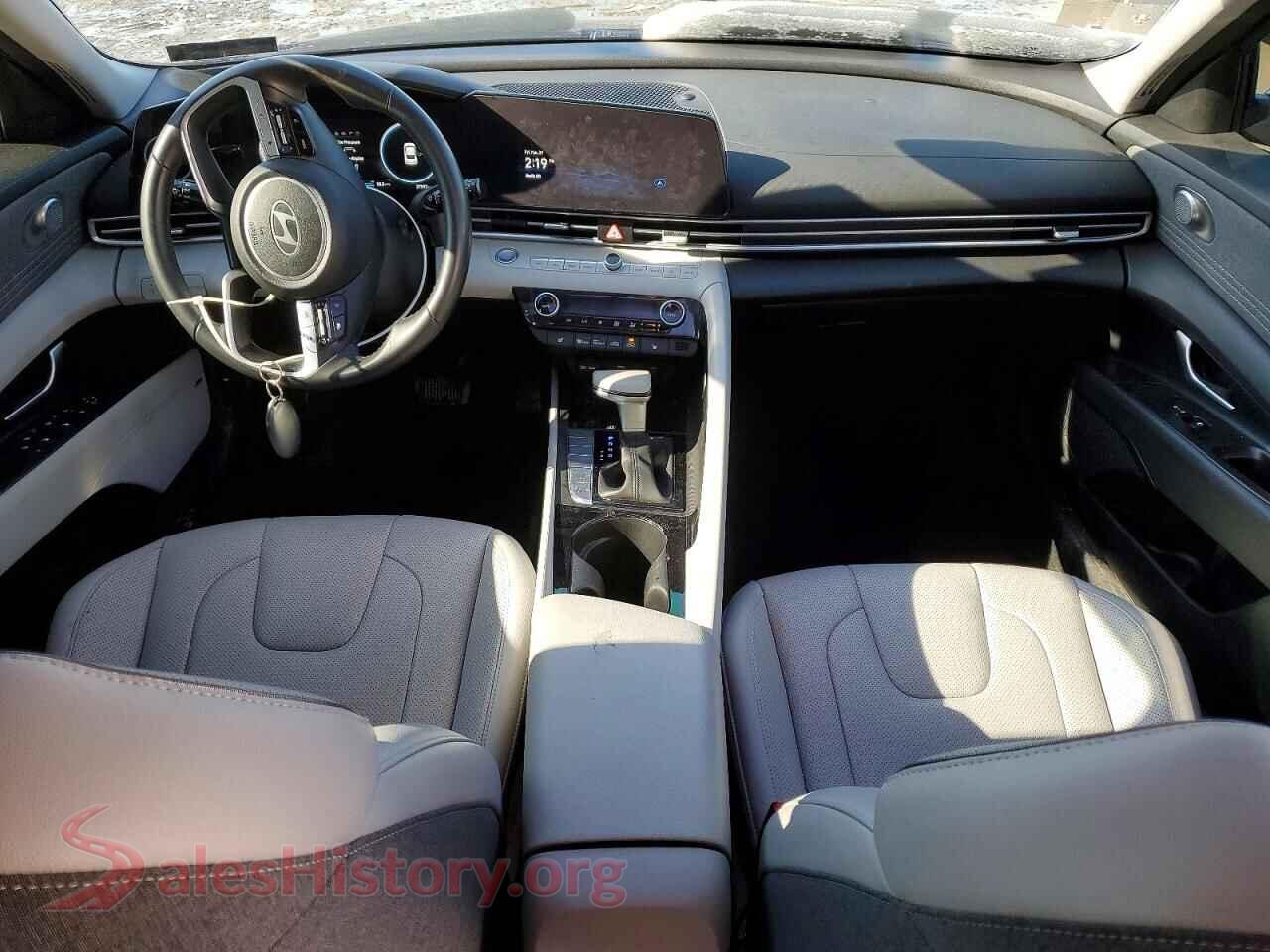 2025 HYUNDAI ELANTRA VIN KMHLP4DG3SU910594, interior dashboard