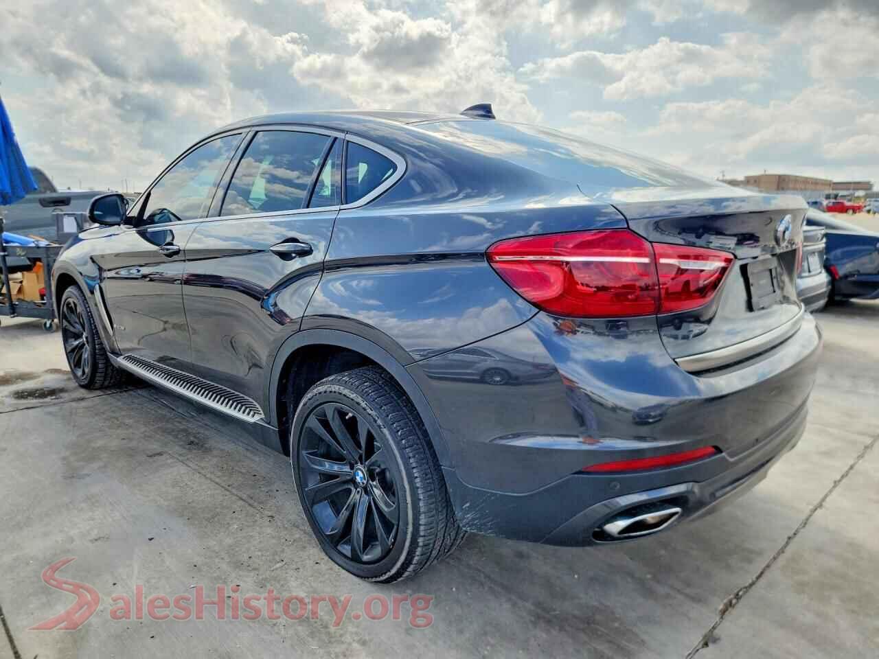 2019 BMW X6 VIN 5UXKU0C55K0H98858, front view