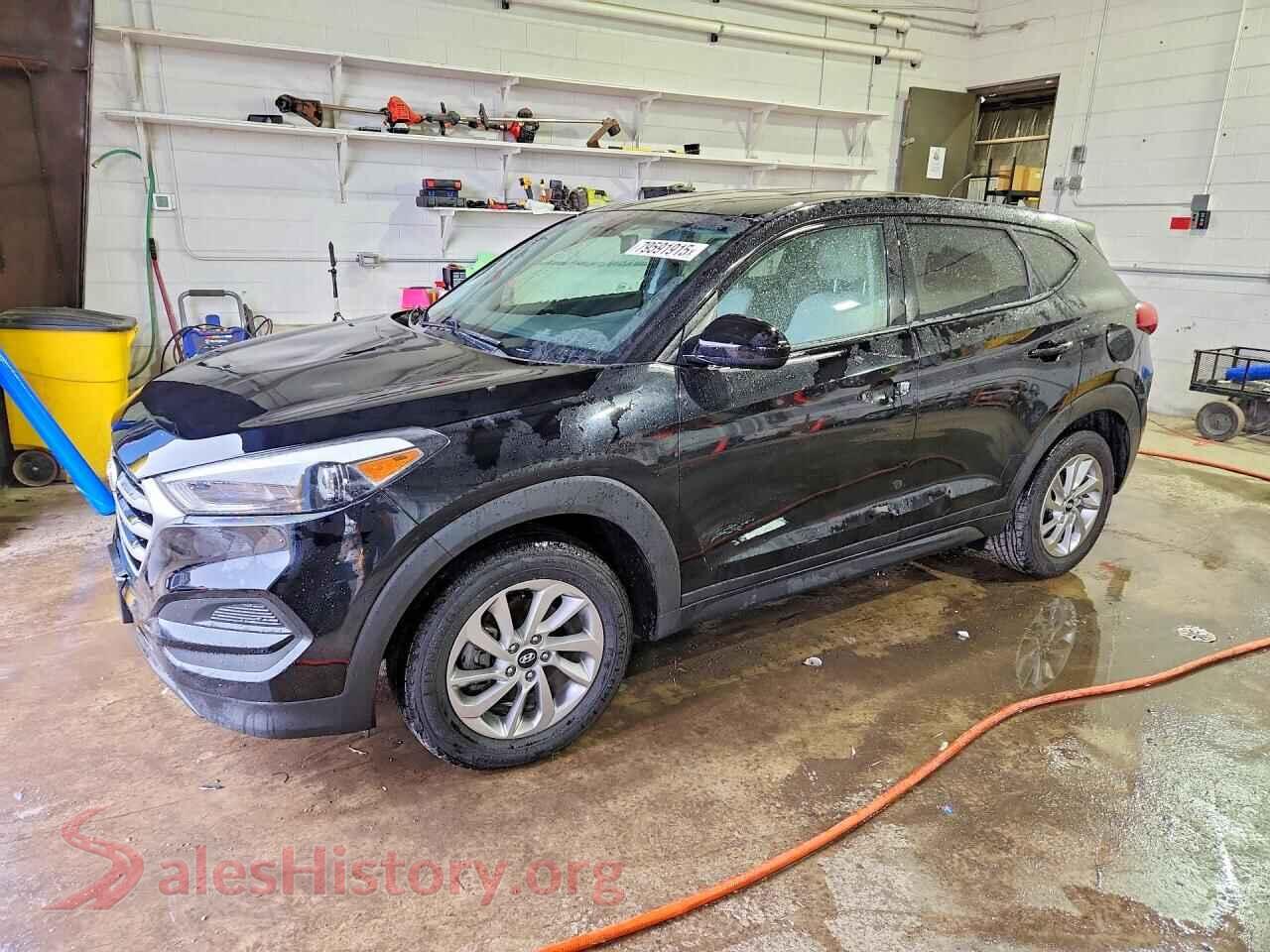 KM8J23A42HU278111 2017 HYUNDAI TUCSON
