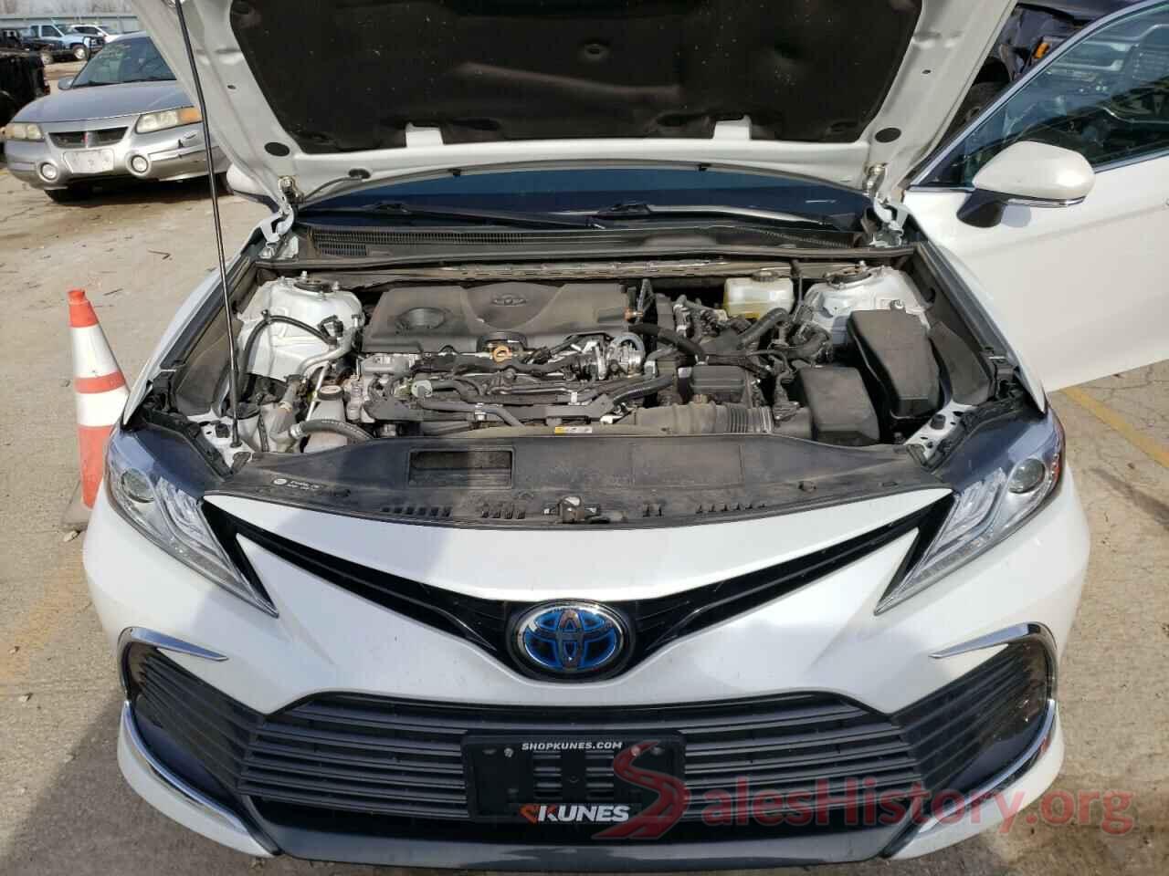 4T1F31AKXNU585608 2022 TOYOTA CAMRY