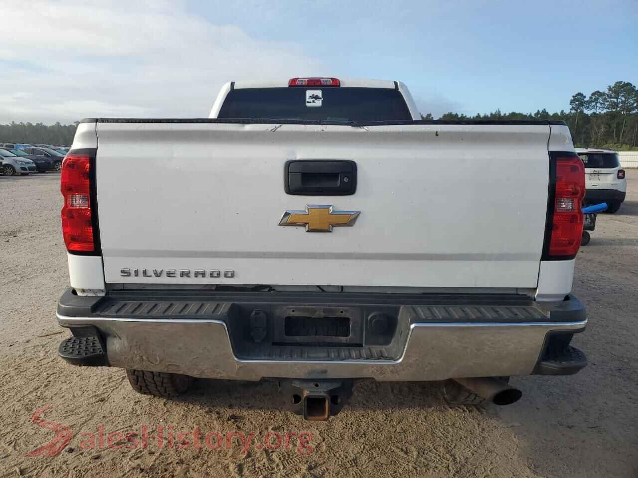 2019 CHEVROLET ALL Models VIN 1GC1KREG1KF179755, left side view
