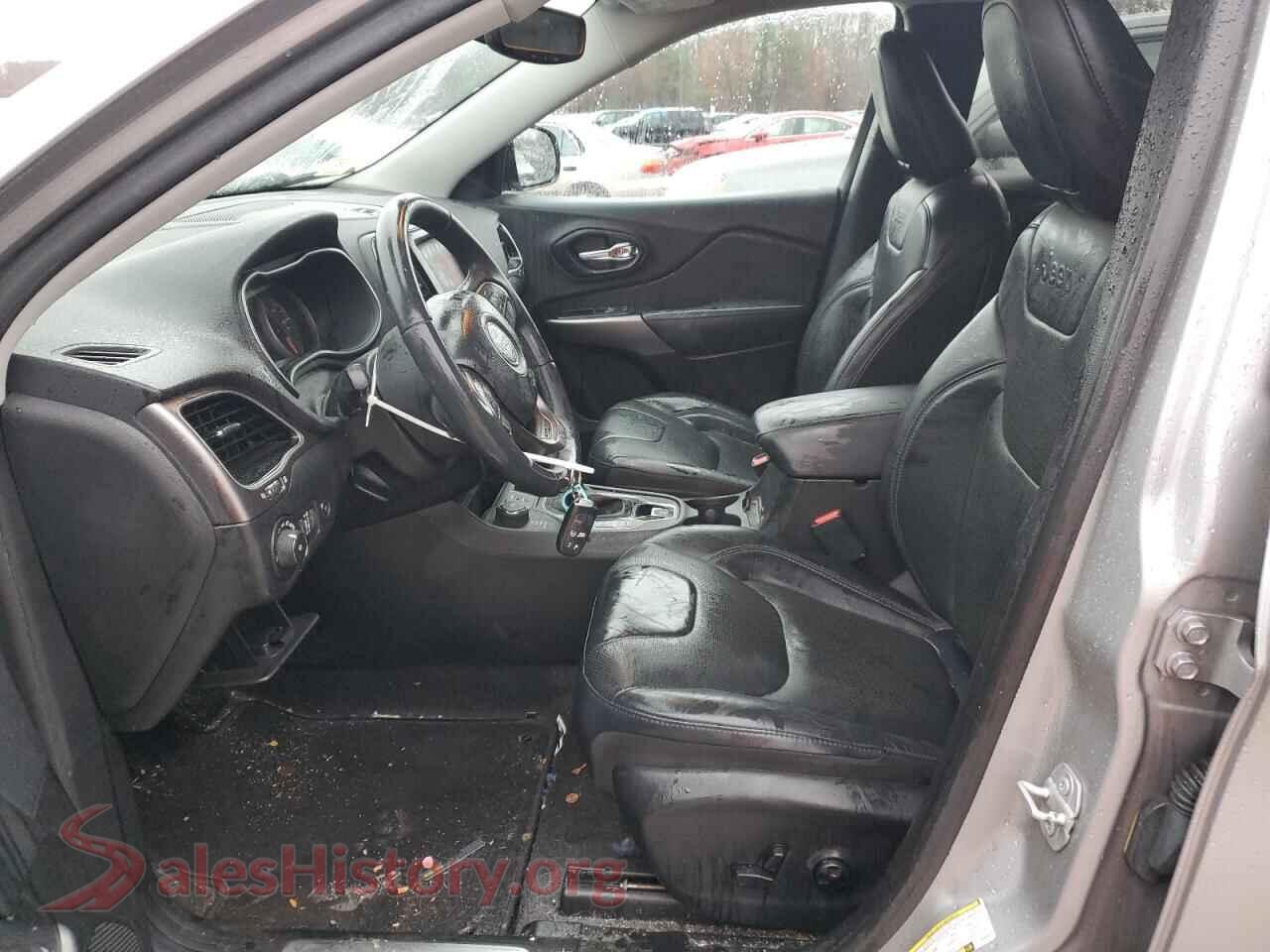 2019 JEEP CHEROKEE VIN 1C4PJMDX2KD445376, engine bay