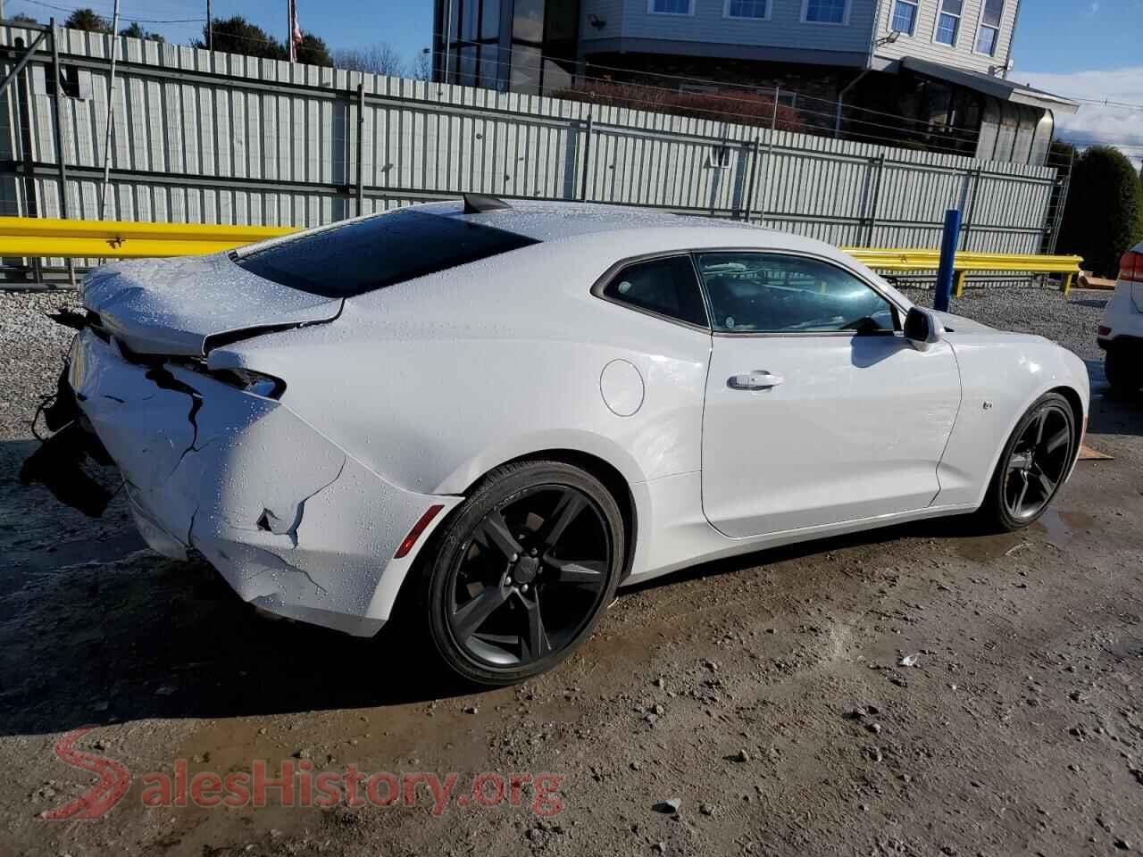 2018 CHEVROLET CAMARO VIN 1G1FB1RS7J0179694, right side view