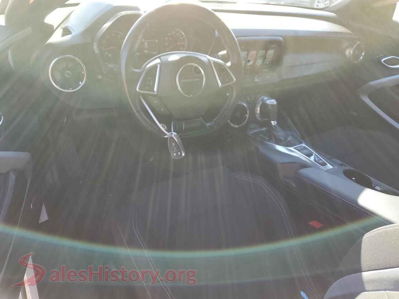 2018 CHEVROLET CAMARO VIN 1G1FB1RS7J0179694, interior dashboard