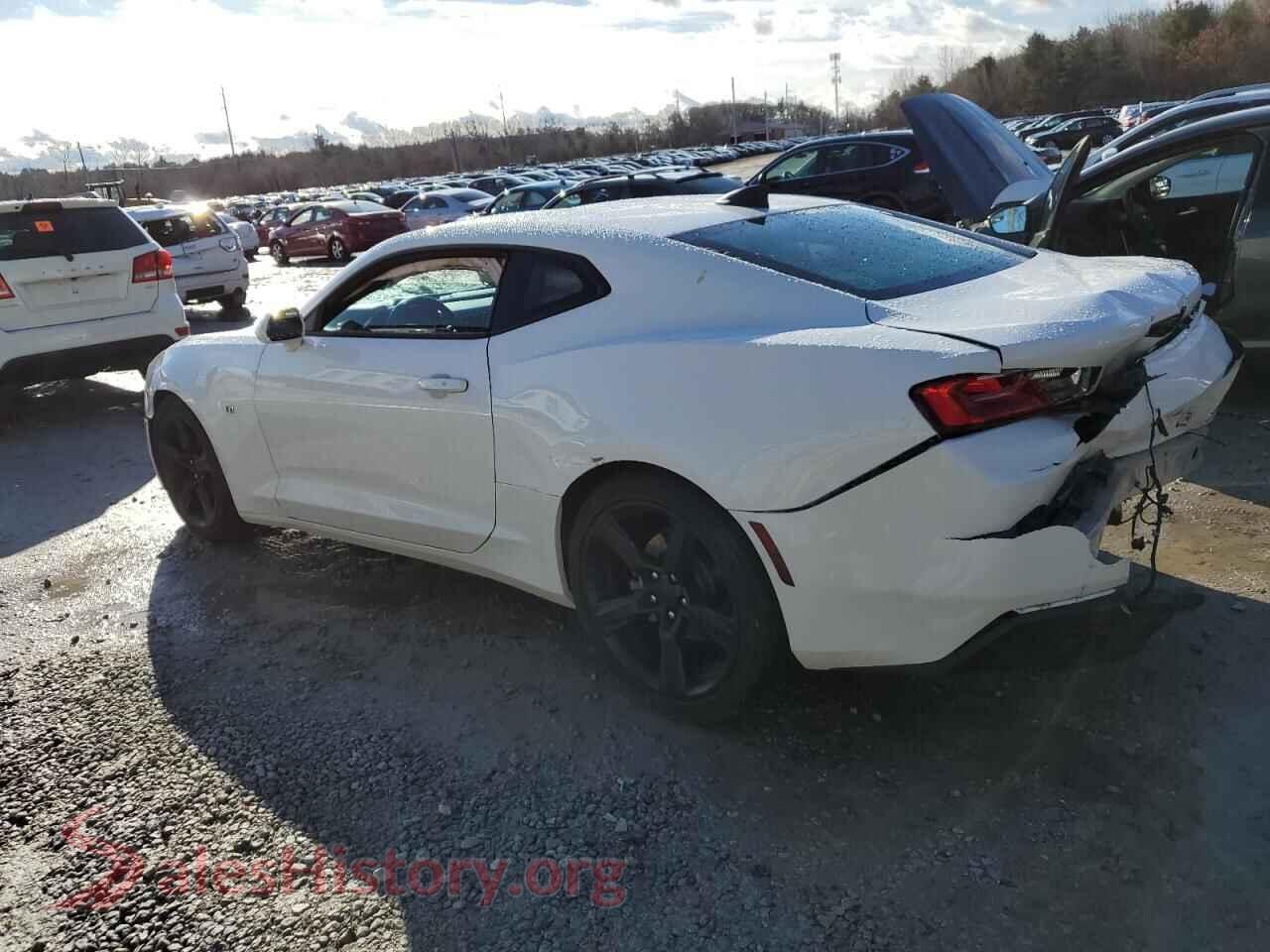 2018 CHEVROLET CAMARO VIN 1G1FB1RS7J0179694, front view