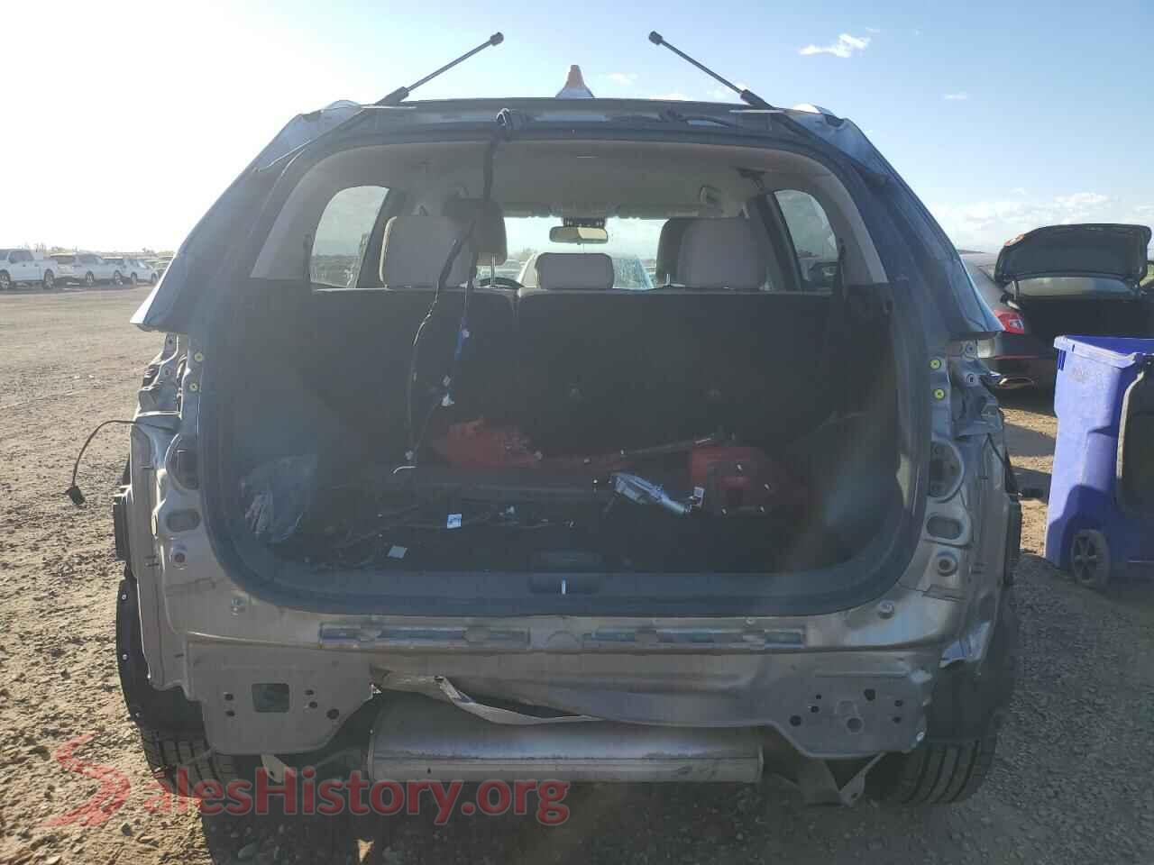2018 KIA SPORTAGE VIN KNDPMCAC2J7438105, left side view