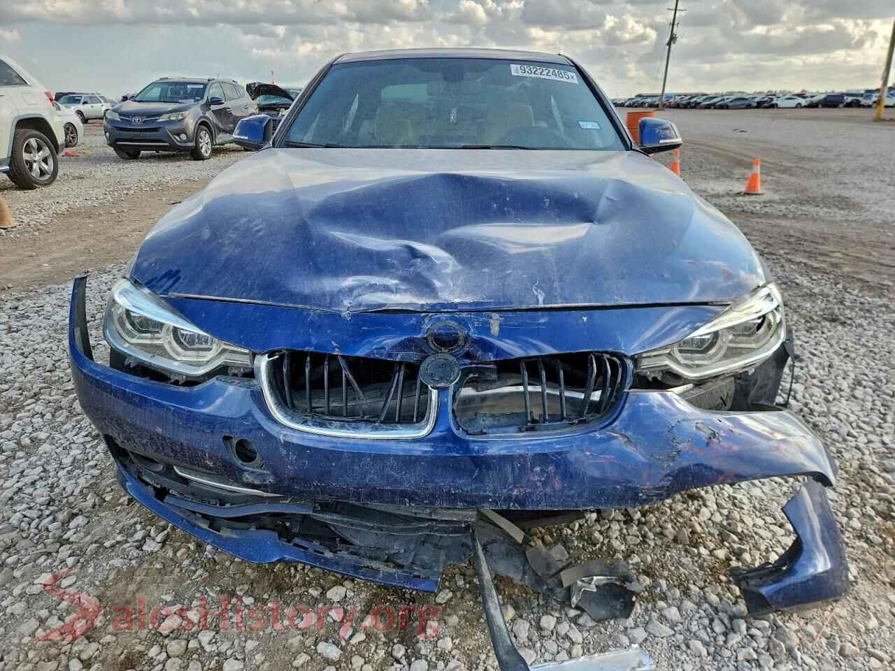 2018 BMW 3 SERIES VIN WBA8B9C5XJEE81145, rear view