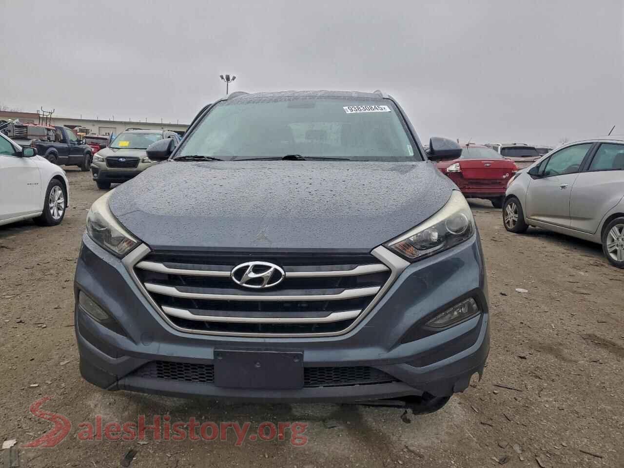 2017 HYUNDAI TUCSON VIN KM8J33A48HU439736, rear view