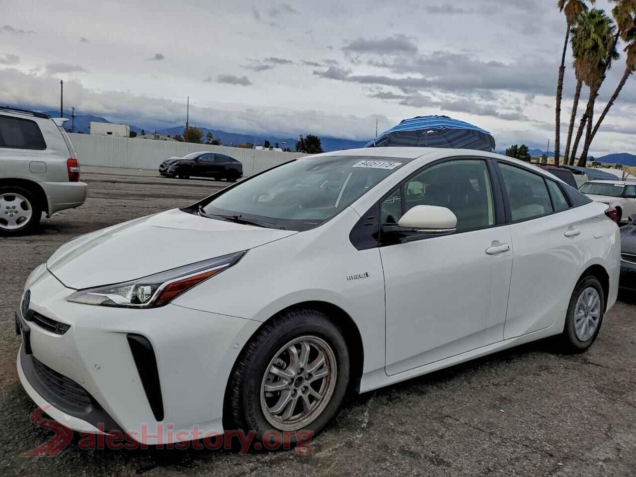 JTDKARFUXK3099772 2019 TOYOTA PRIUS