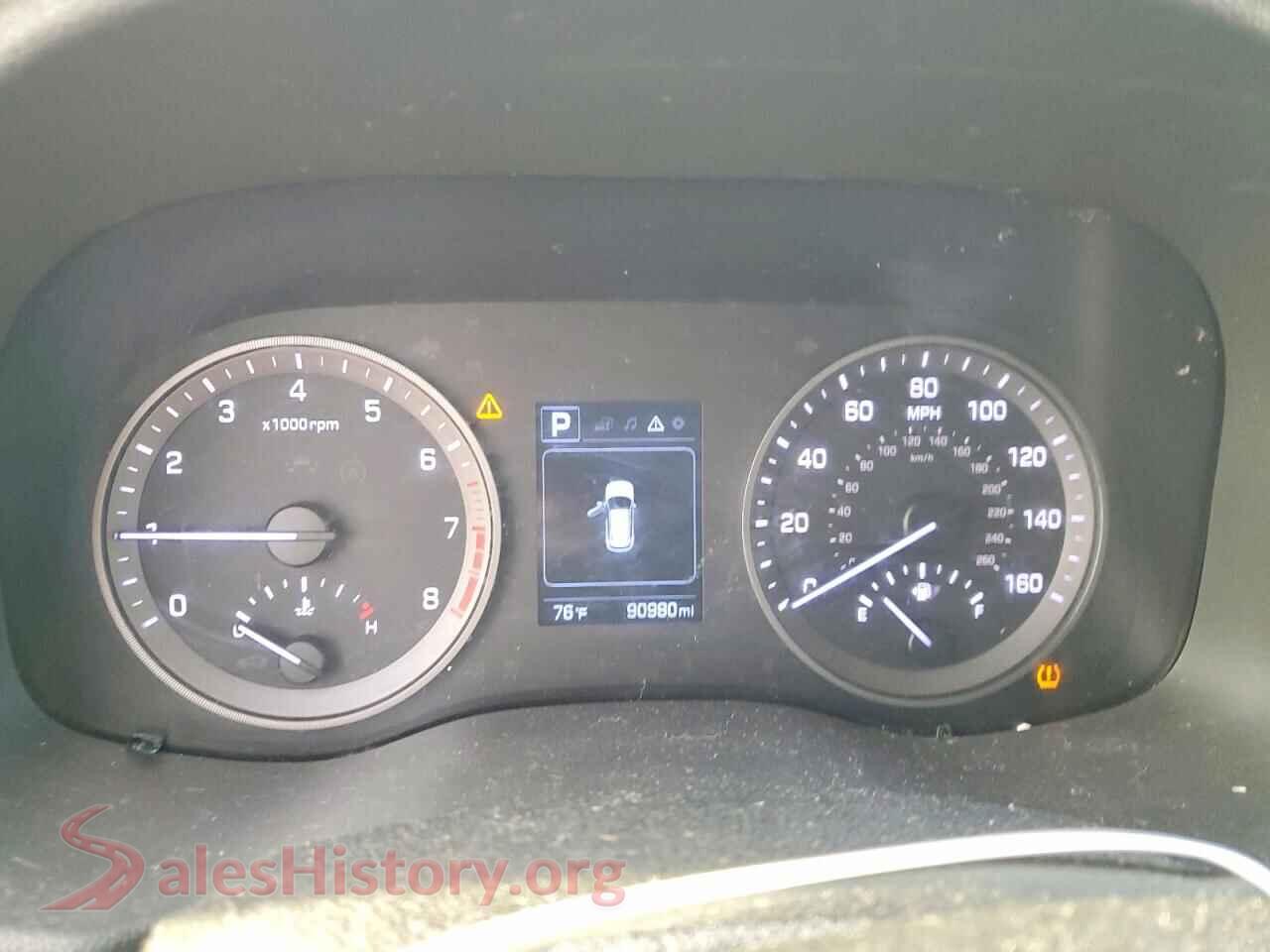 2017 HYUNDAI TUCSON VIN KM8J33A49HU460868, interior center console