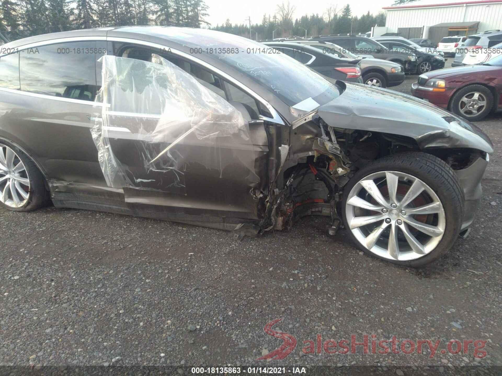 5YJXCBE22GF002985 2016 TESLA MODEL X