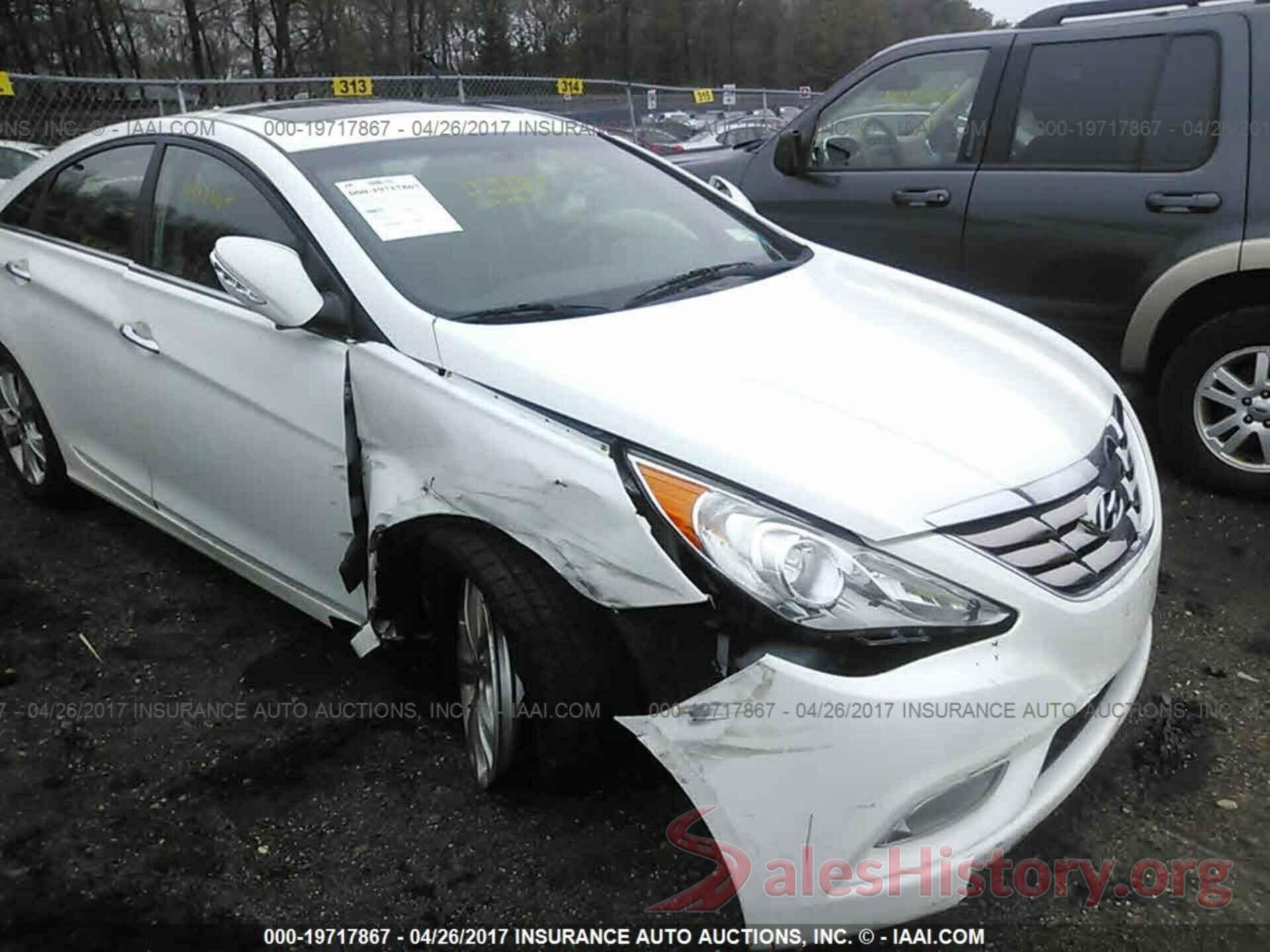 5NPEC4ACXBH146165 2011 Hyundai Sonata