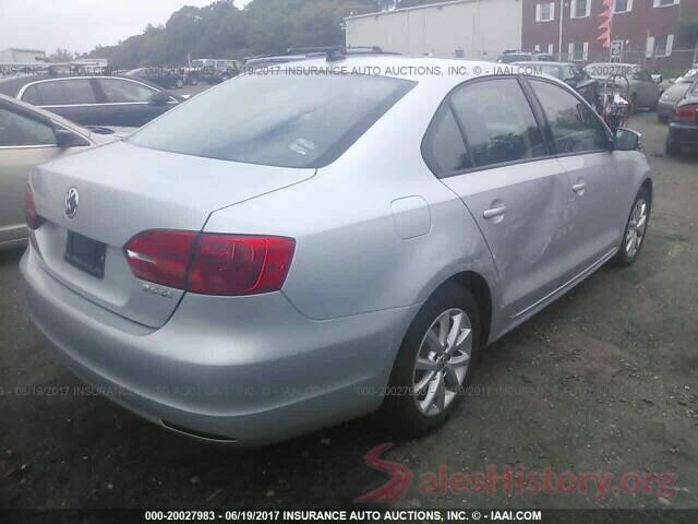 3VWDZ7AJ2BM081765 2011 Volkswagen Jetta